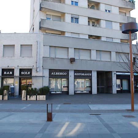 Albergo Sole Mariano Comense Exterior photo