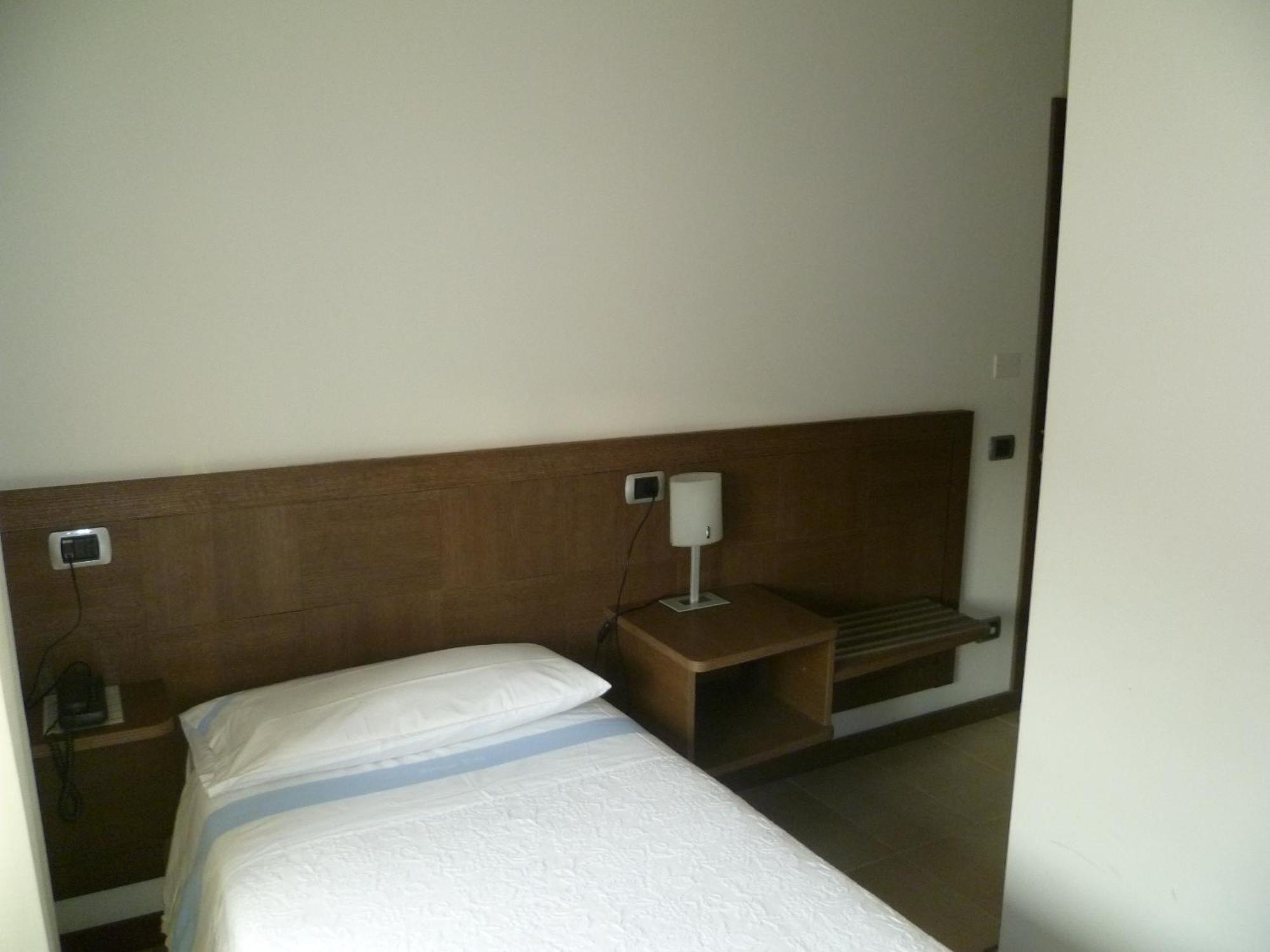 Albergo Sole Mariano Comense Exterior photo